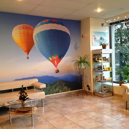 Sky High Airport 200 Meters From The Terminal Marupe
